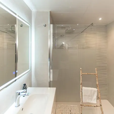 Welcs 271 Emp Cerca De La Playa Apartman